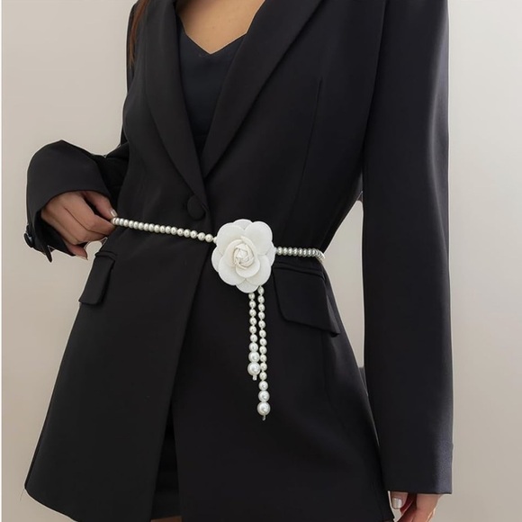 Anthropologie Accessories - Pearl Camellia Waist Belt